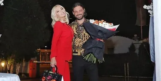 Камелия: За мен и Цветин Денят на влюбените е всекидневие