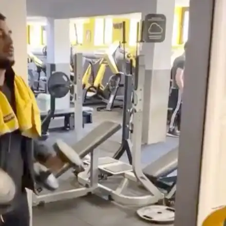 Коцето сваля килата с яки тренировки