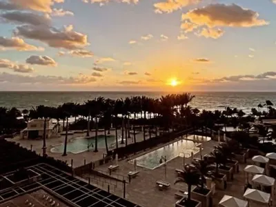 Лолита разхожда Гришо с „Ролс-Ройс“ на романтична почивка във Флорида  (Снимки)