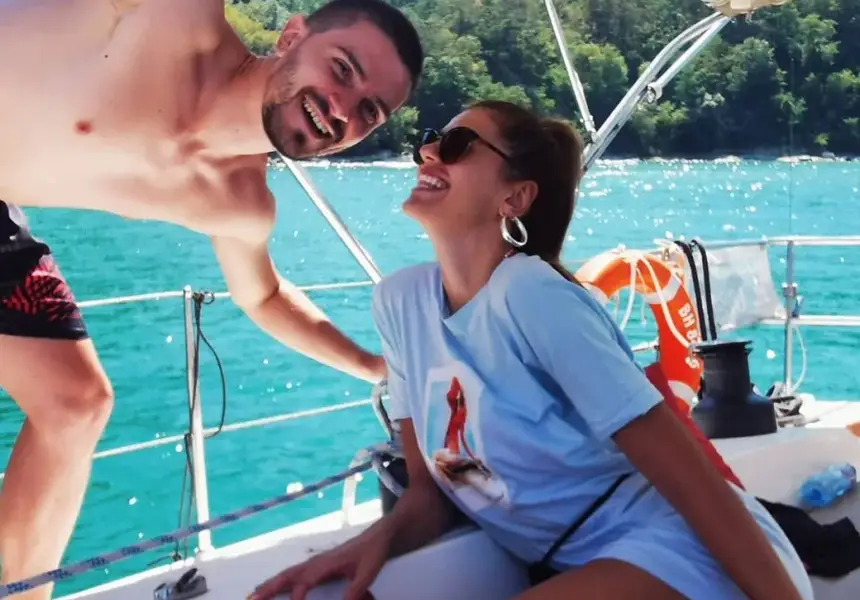 Mихаела Филева се сгоди