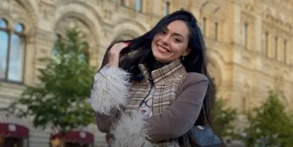 Мис България скочи на дизайнера на Рита Ора