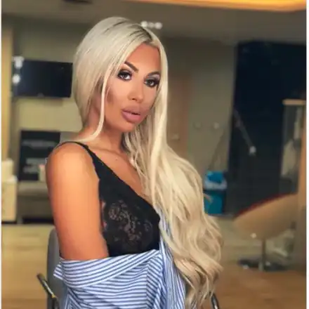 Мис Плеймейт Михаела Тодорова: Затъжих се за моловете. Сега ще има къде да си харча парите