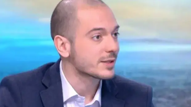 Николаос Цитиридис не познава баща си (Водещият къртел плочки като малък, за да й помага финансово)