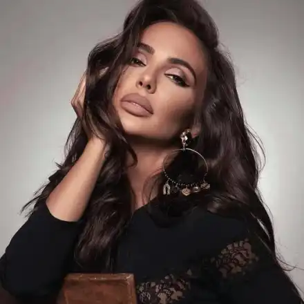 Николета не казва дали е бременна