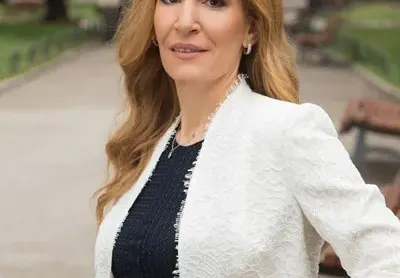 Николина Ангелкова показа дома си