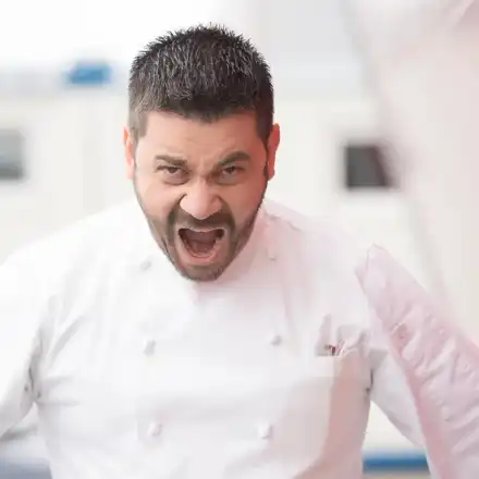 Пандемията провали шеф Виктор Ангелов в Нова тв