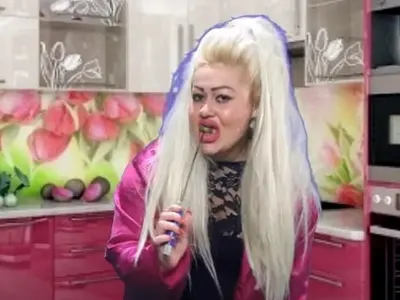 Поредната просташка изцепка: Ваня с джуките изяде мъж (Брутални снимки)