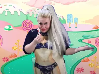 Поредната просташка изцепка: Ваня с джуките изяде мъж (Брутални снимки)