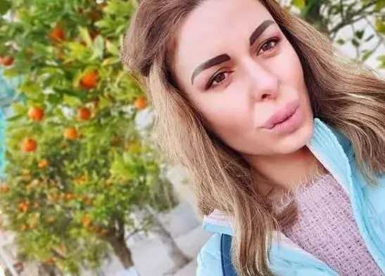 Последната плеймейтка си маха силикона