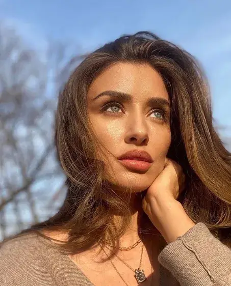 Саня Борисова е сама