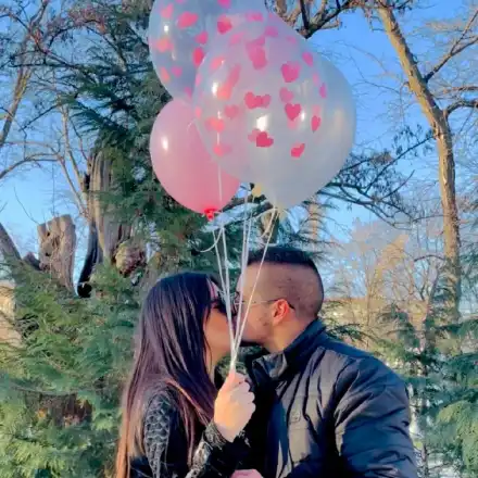 Щерката на Глория ражда момиче (ВИДЕО)