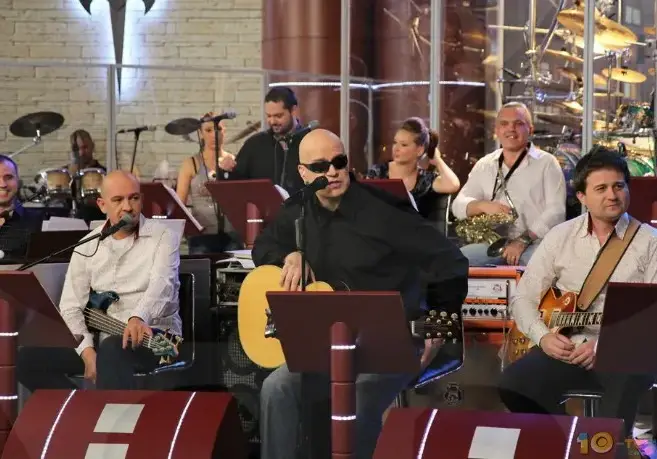 Слави пръска 80 бона за инструменти на Ку-Ку Бенд