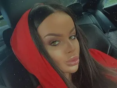 Сузанита пее за опиати