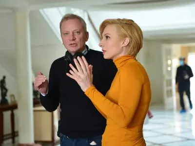 Тарантино ухажвал наша актриса и модел на Лагерфелд (Снимки)