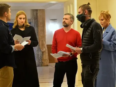 Тарантино ухажвал наша актриса и модел на Лагерфелд (Снимки)