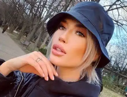 Тита бори COVID стреса с нова мания