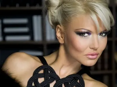 Това Магда ли е? Вижте как се промени певицата (СНИМКИ)