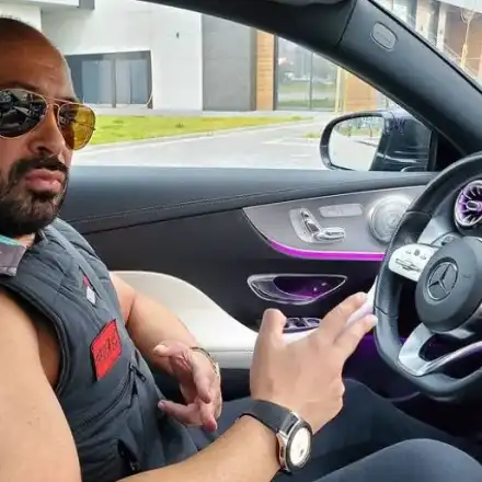 Ванко 1 люби къдрокоса зеленоочка! (Вижте двамата влюбени – ФОТО)