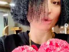 Най-забавните случки на Софи Маринова: Обикаляла в инвалидна количка летището в Чикаго, сбъркала град Девня с Девин и още...