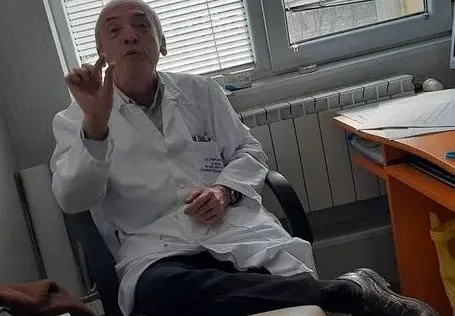 За първи път! Вижте каква засукана красавица е жената на Мангъров (Снимки)