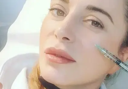 50-годишната Ваня Щерева се наблъска с филъри и ботокс за младото гадже