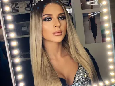 Ая е новата Камелия (Снимки)