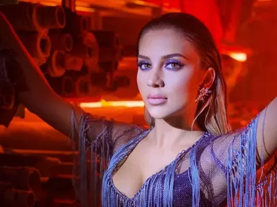 Ая е новата Камелия (Снимки)