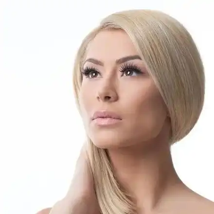 Ася Капчикова заличава белези с лазер