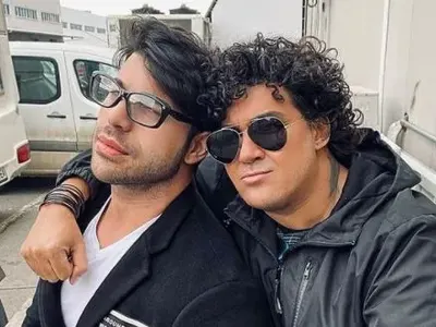 Азис: Фики ми е син