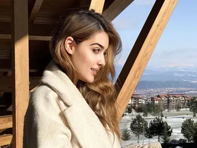 Баварец за 100 бона подкара щерката на Гала! Мари Будева с подарък за ЧРД