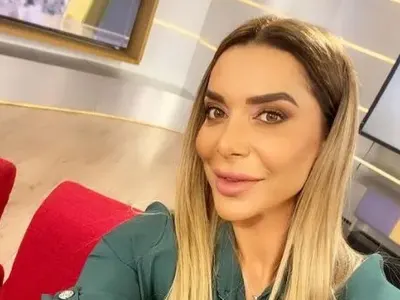 Бони влюбена в… куче! (ФОТО)