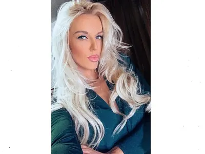 Бременна ли е Натали Трифонова? Синоптичката вече не може да скрие коремчето (СНИМКИ)