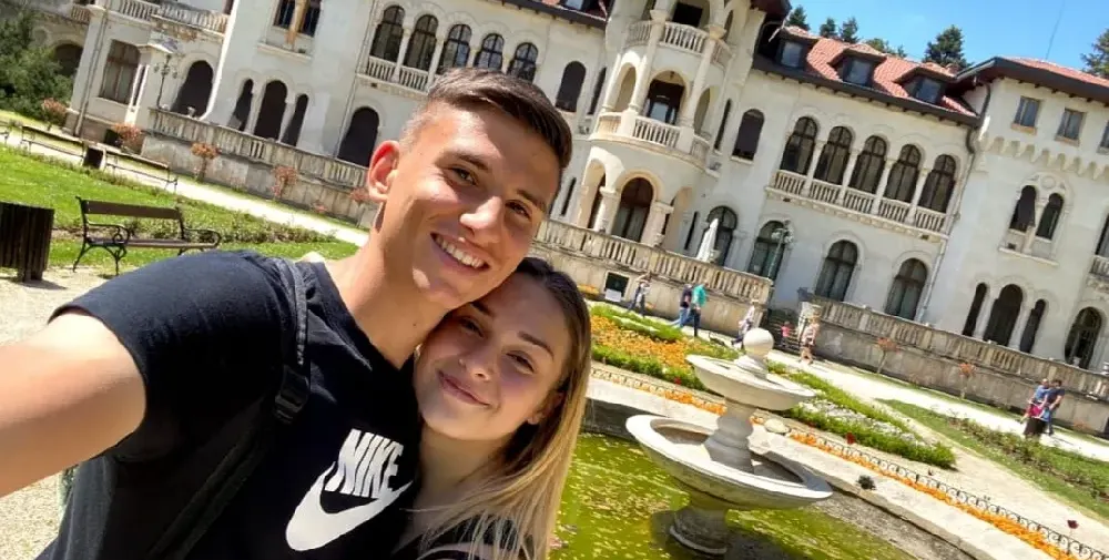 Цесекар  влюбен в акробатка