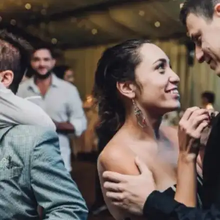 Честито! Кака Лара вдига сватба (Фото)