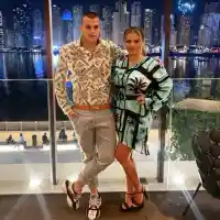 Десислава със сина си в Дубай