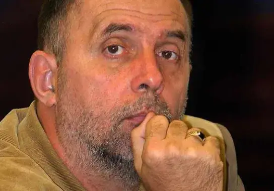 Дядо Коритаров грохна, ходи едва-едва