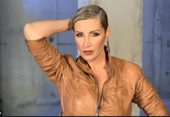 Джина Стоева жертва на онлайн измама