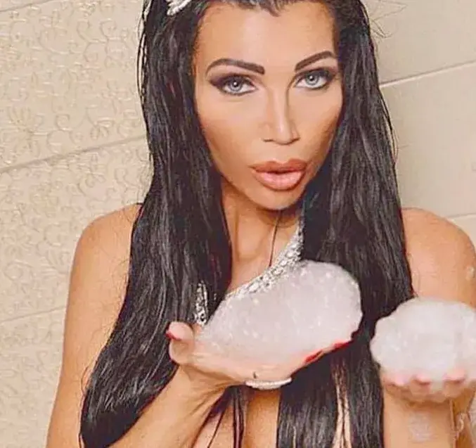 Доминиканец сваля Катрин Вачева