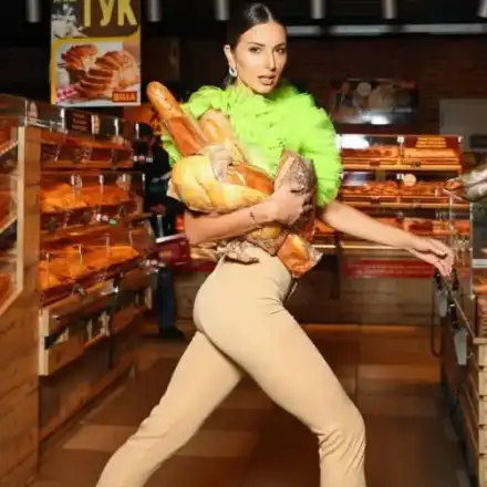 Фенове скочиха на Алекс Богданска заради въглехидратите (Вижте)