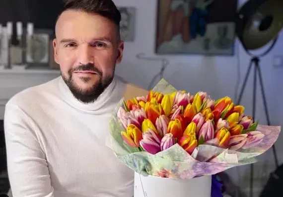 Графа изненада жена си с лалелта