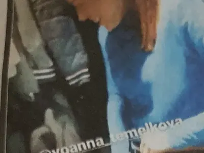 Искра Донова пусна Йоана Темелкова по гащи (Фото)