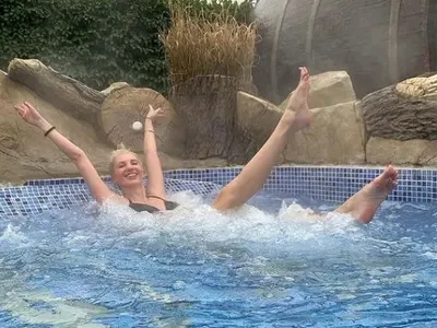 Ивет Григорова кара ски с гаджето (СНИМКИ)