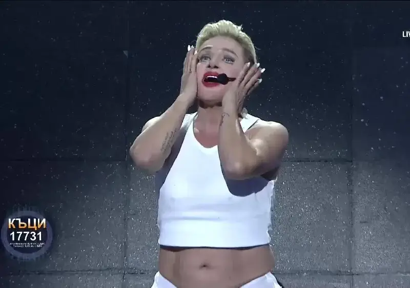 Къци изби рибата по голо дупе в национален ефир СНИМКА