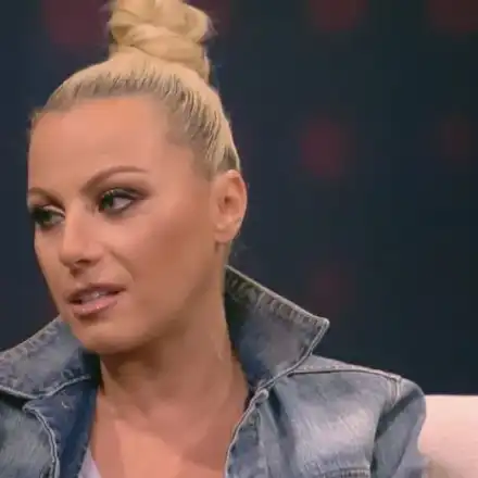 Камелия със съмнения за нов нос (ВИЖТЕ ТУК)