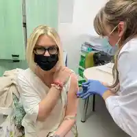 Кремена Халваджиян се ваксинира