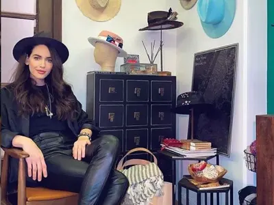 Кристина Милева е Шапкарката