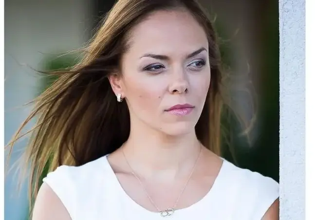 Лора от „Братя” първа дружка със Светльо Иванов