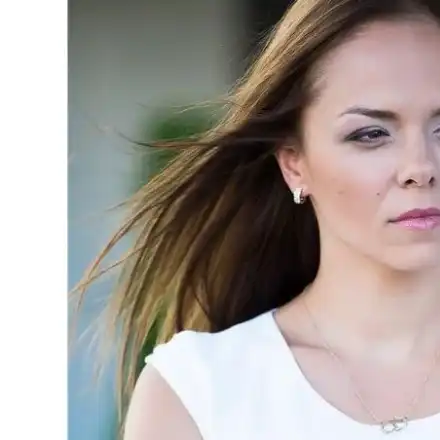 Лора от „Братя” първа дружка със Светльо Иванов