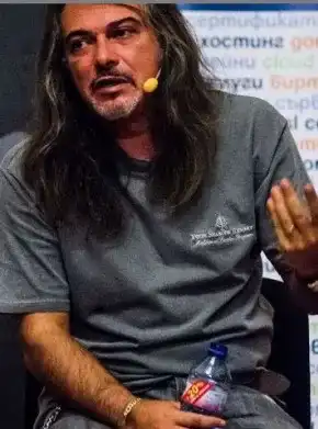 Маги Халваджиян влиза в бизнеса с вина