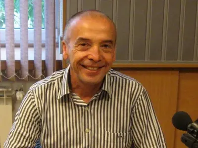 Мангъров с имоти на Боровец и на морето